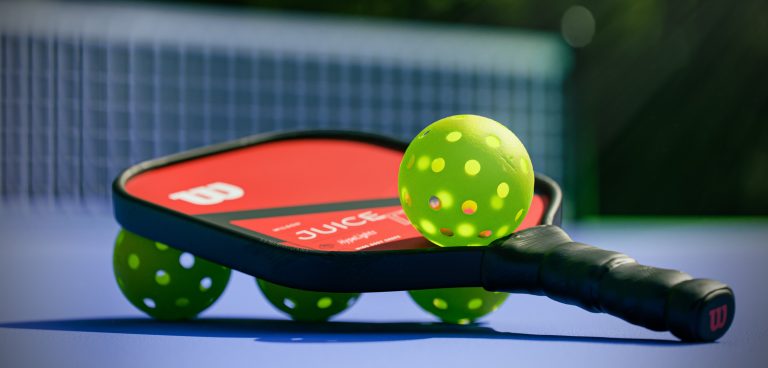 How To Determine Pickleball Paddle Grip Size? (How To Increase TIP)